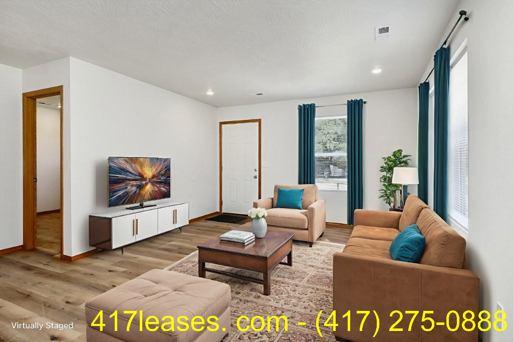 2320 N Taylor Ave